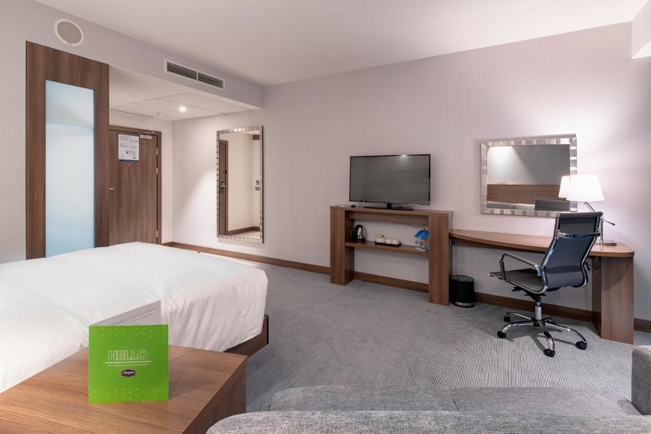 Отель Hampton By Hilton Warsaw Mokotow Варшава